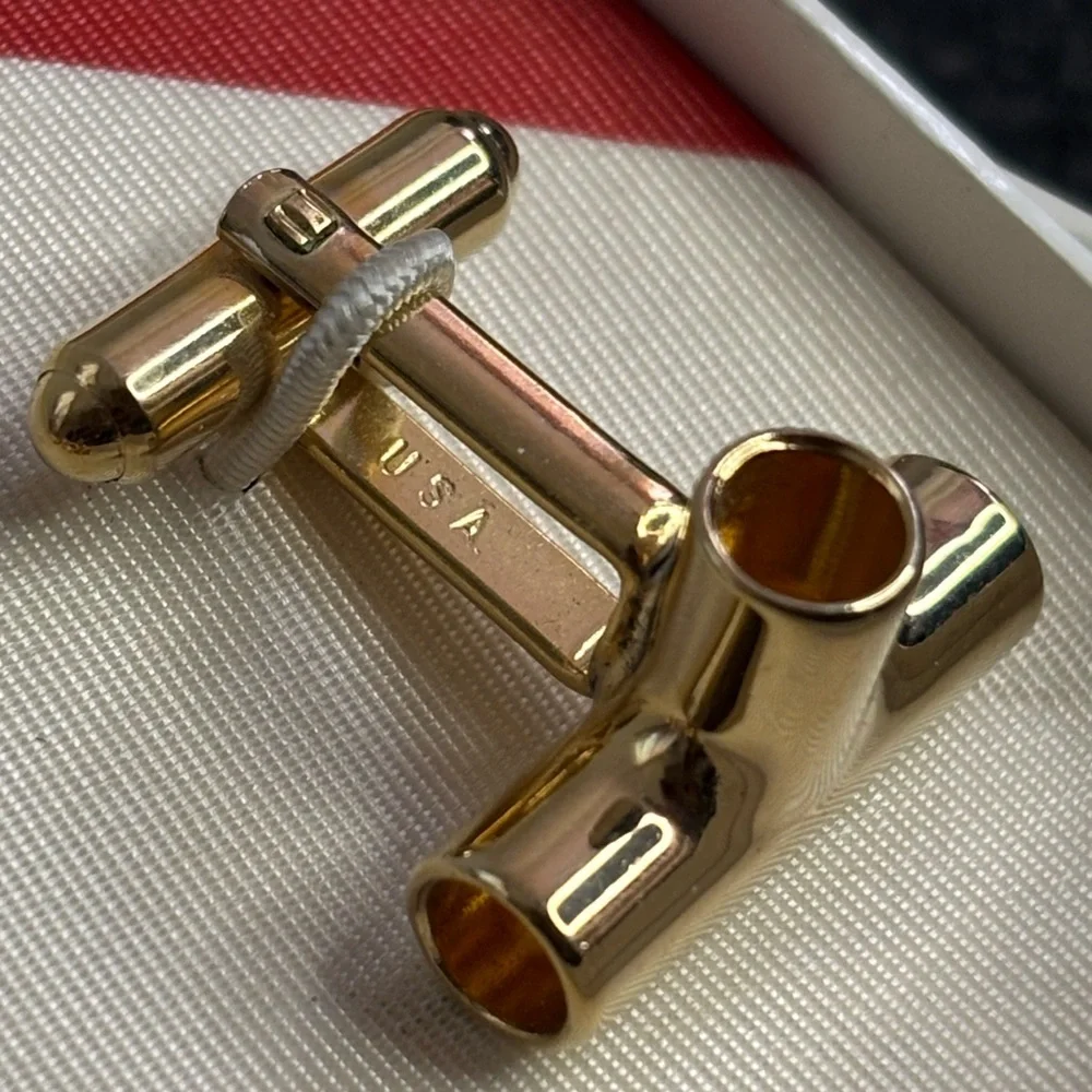 Hickok NIB Gold/Brass-Tone T-Connector Pipe Shaped Cuff Links